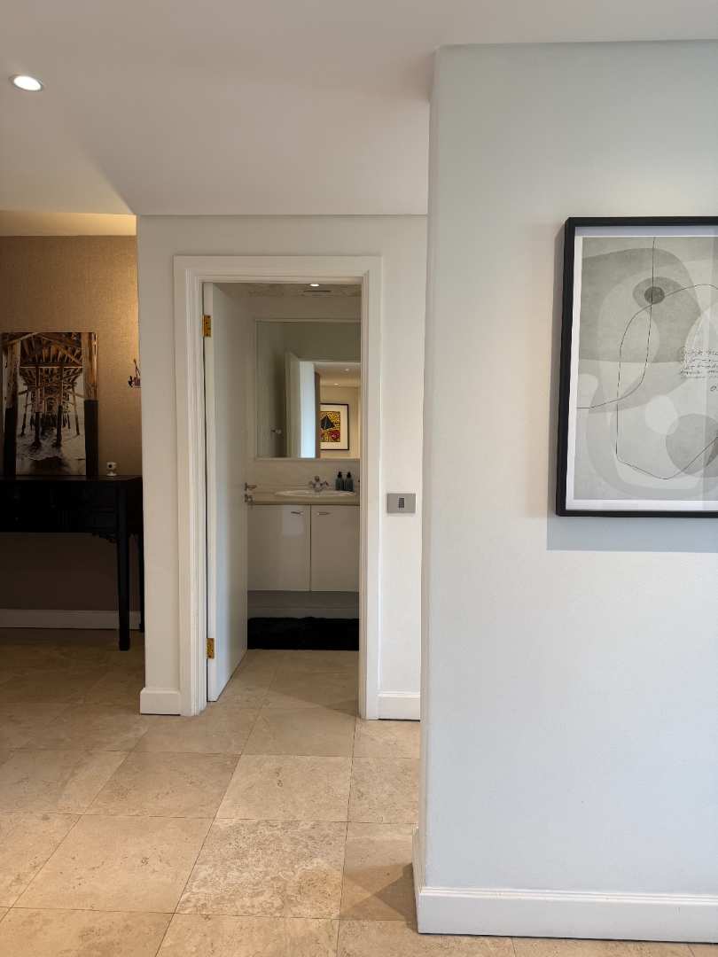 To Let 3 Bedroom Property for Rent in Sea Point Western Cape
